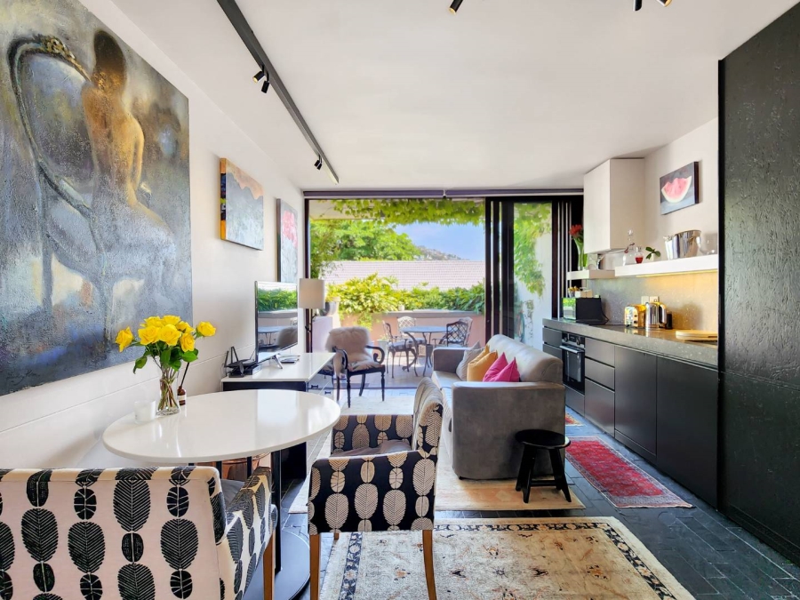 1 Bedroom Property for Sale in Fresnaye Western Cape